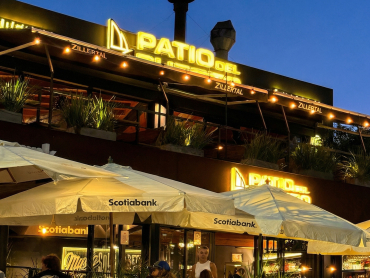 patiodelpuerto-gmweb_0000s_0002_freepik__make-this-photpgraph-a-stunning-ad-photography-kee__85063